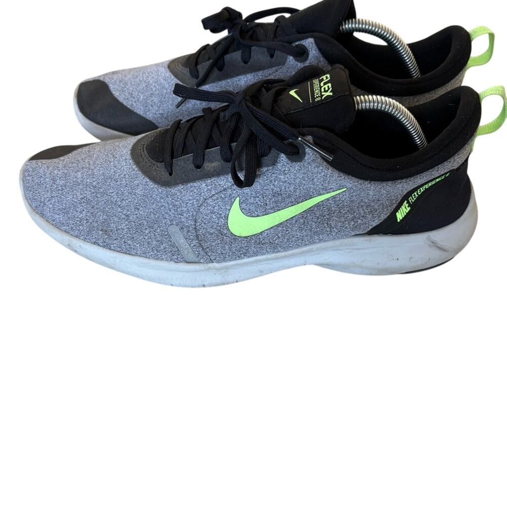 Nike Flex Experience Run 8 running shoes size 11